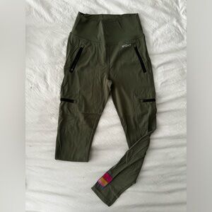 Athletic joggers